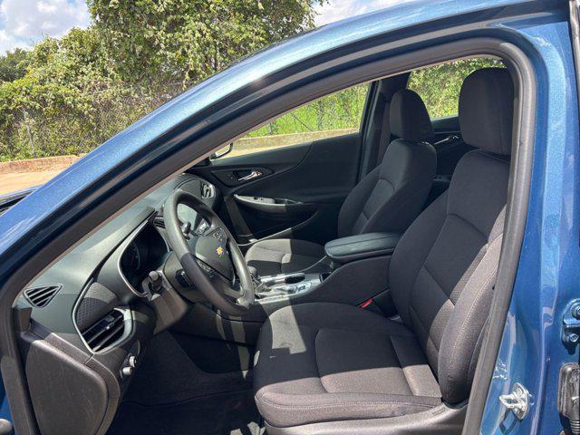 Photo of 2024 Lakeshore Blue Metallic Chevrolet Malibu