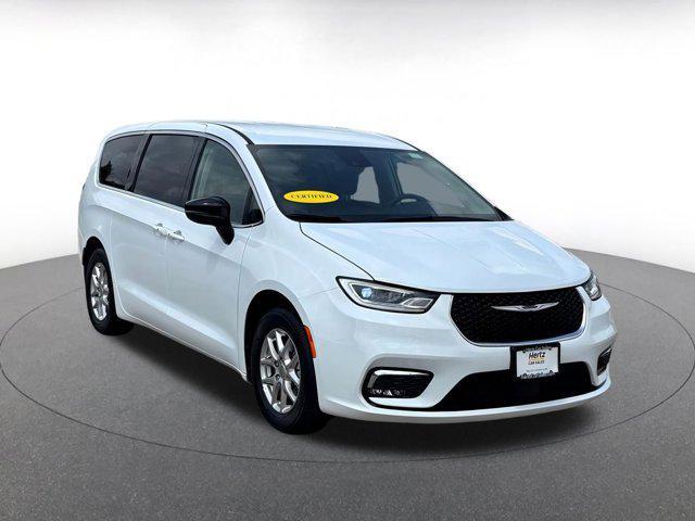 2024 Chrysler Pacifica