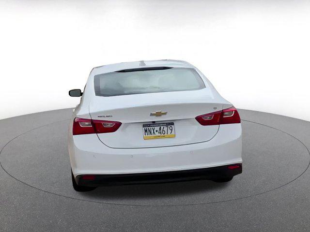Photo of 2024 Summit White Chevrolet Malibu