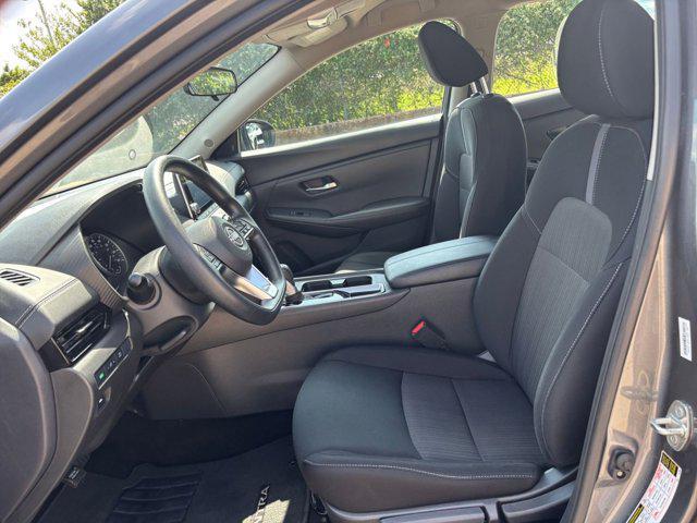Photo of 2024 Gun Metallic Nissan Sentra