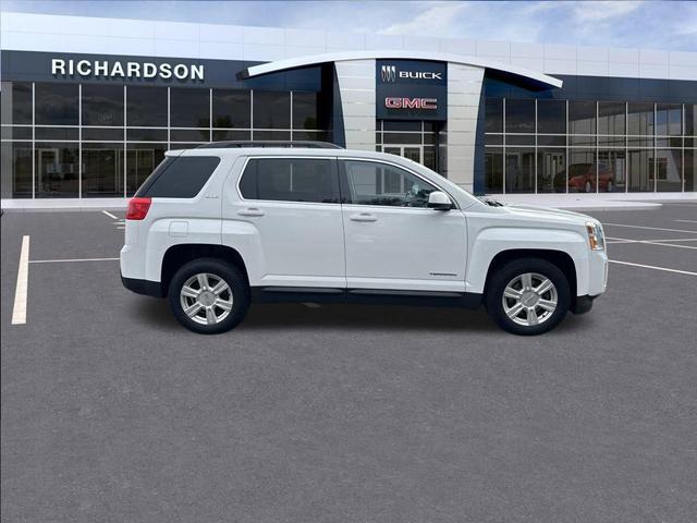 Photo of 2015 Summit White GMC Terrain