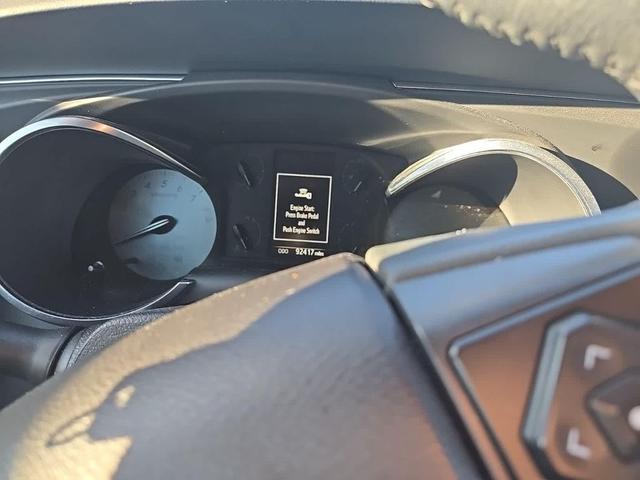 Photo of 2021 Super White Toyota Sequoia
