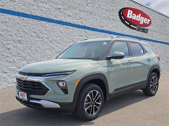 Photo of 2026 Green Chevrolet Trailblazer