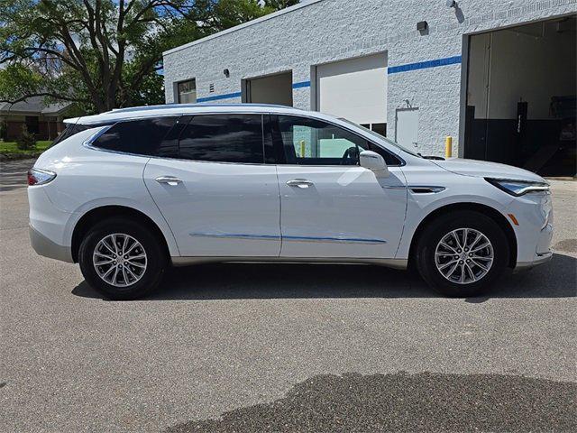 Photo of 2024 White Buick Enclave
