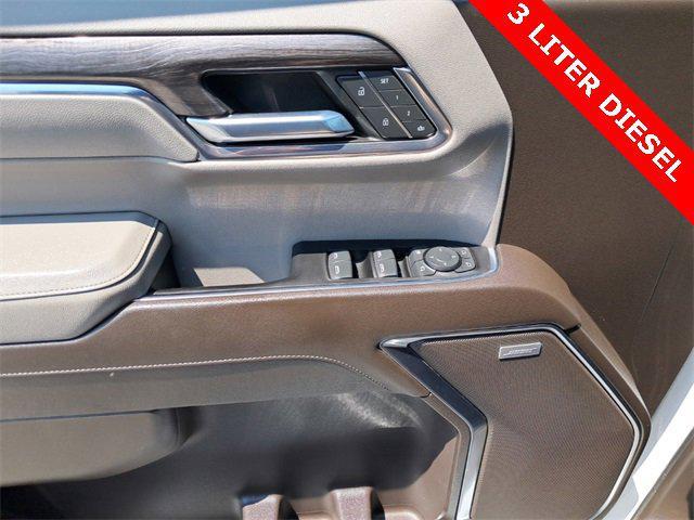 Photo of 2023 White Chevrolet Silverado 1500