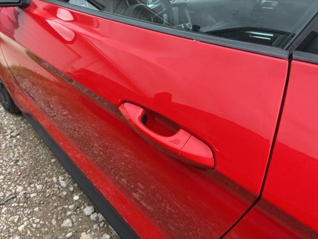 Photo of 2021 Race Red Ford Mustang
