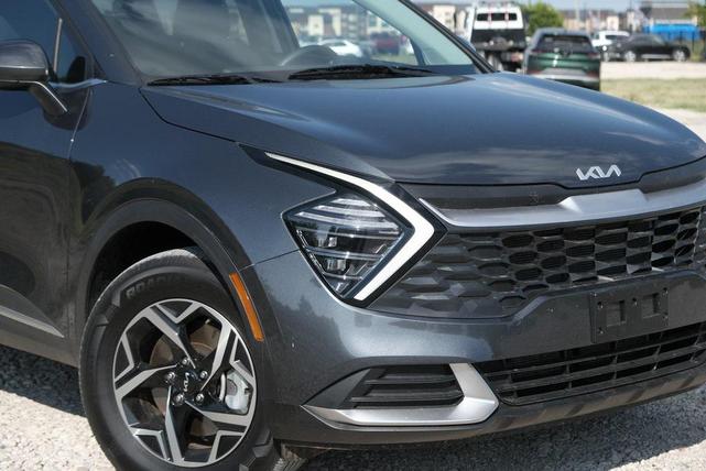 Photo of 2024 Gravity Gray Kia Sportage