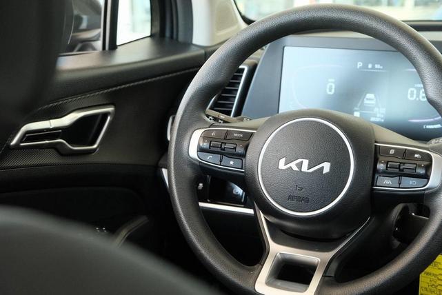 Photo of 2024 Gravity Gray Kia Sportage