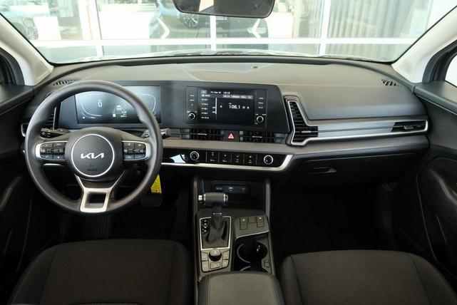 Photo of 2024 Gravity Gray Kia Sportage