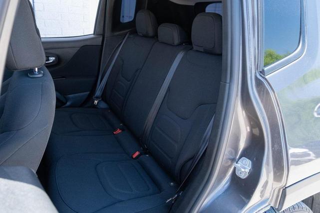Photo of 2020 Granite Crystal Metallic Clearcoat Jeep Renegade