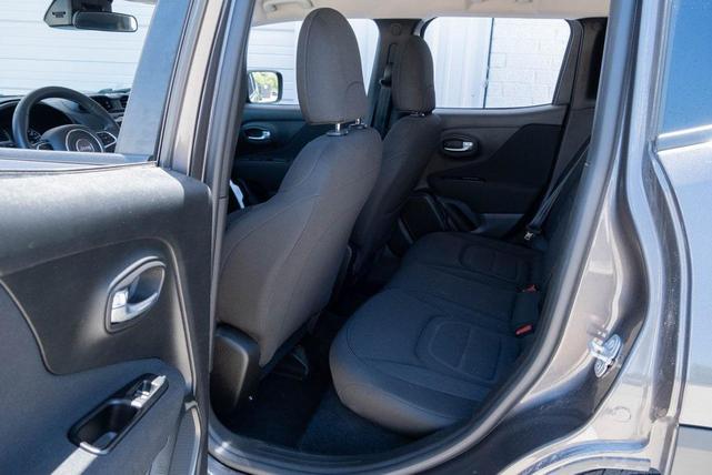 Photo of 2020 Granite Crystal Metallic Clearcoat Jeep Renegade