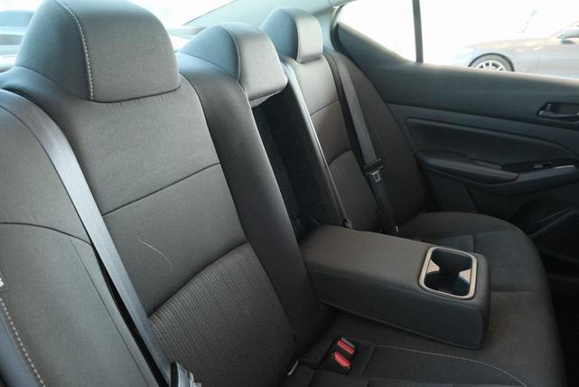Photo of 2023 Brilliant Silver Metallic Nissan Altima