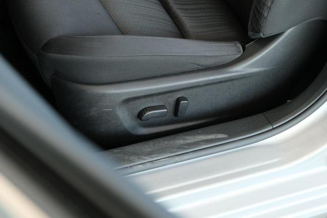 Photo of 2023 Brilliant Silver Metallic Nissan Altima