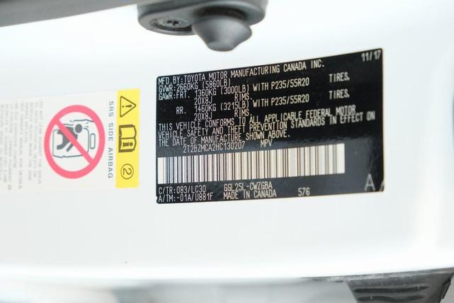 Photo of 2017 White Lexus RX 350