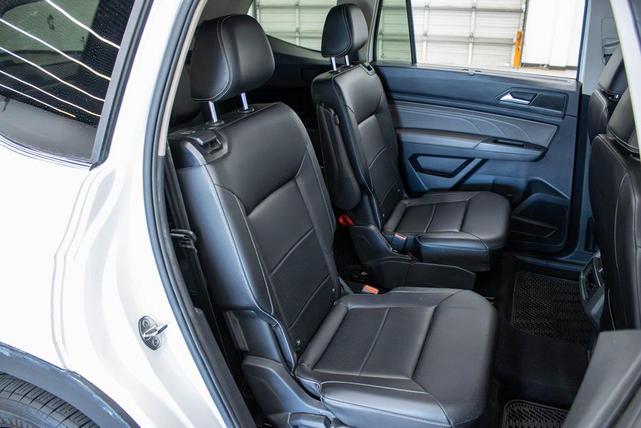 Photo of 2023 Pure White Volkswagen Atlas