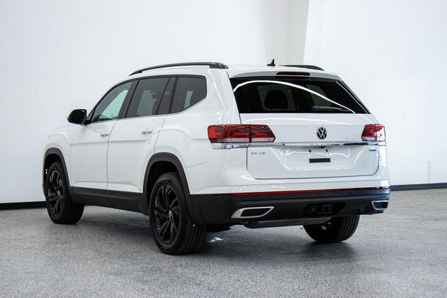 Photo of 2023 Pure White Volkswagen Atlas