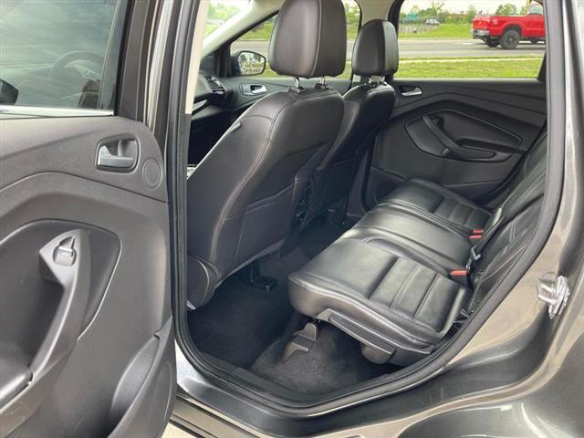 Photo of 2017 Gray Ford Escape