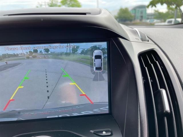 Photo of 2017 Gray Ford Escape