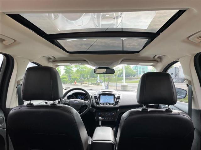 Photo of 2017 Gray Ford Escape