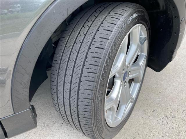 Photo of 2017 Gray Ford Escape