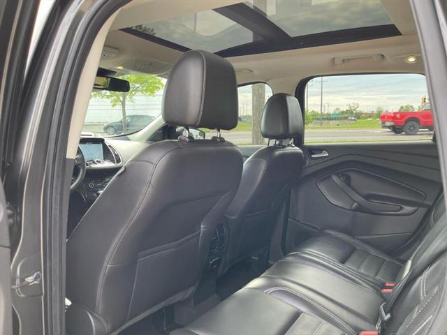 Photo of 2017 Gray Ford Escape