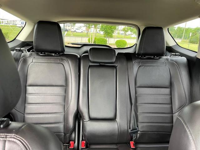 Photo of 2017 Gray Ford Escape