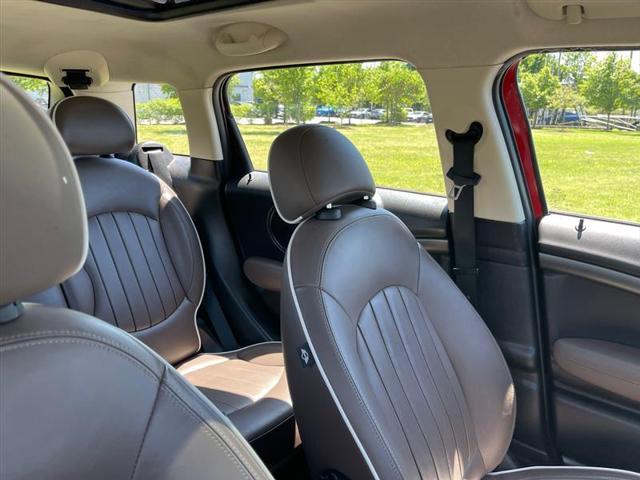 Photo of 2015 Red MINI Countryman