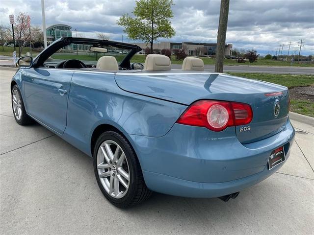 Photo of 2008 Blue Volkswagen Eos