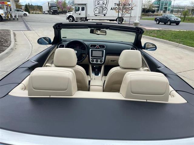Photo of 2008 Blue Volkswagen Eos