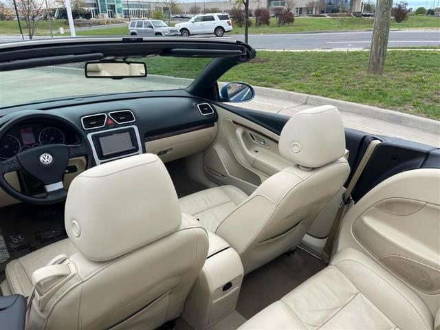 Photo of 2008 Blue Volkswagen Eos