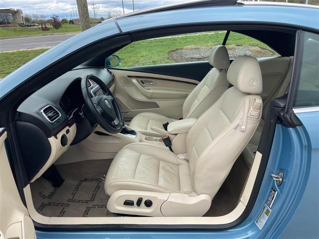 Photo of 2008 Blue Volkswagen Eos