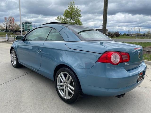 Photo of 2008 Blue Volkswagen Eos