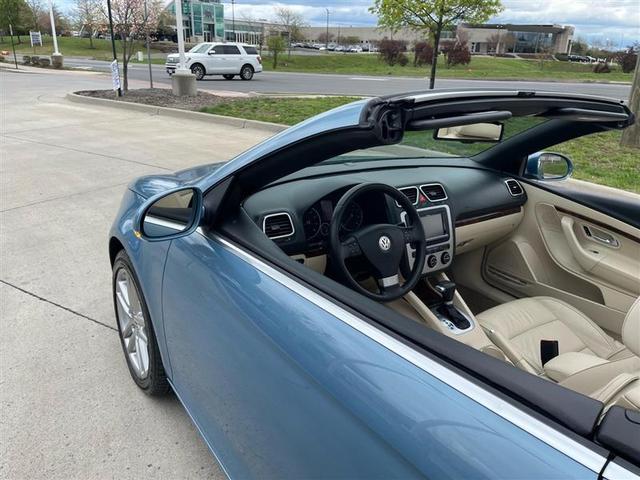 Photo of 2008 Blue Volkswagen Eos