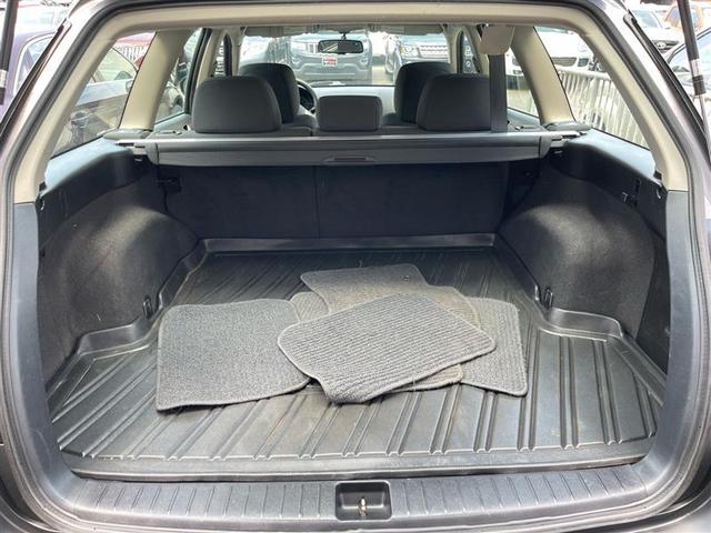 Photo of 2009 Silver Subaru Outback