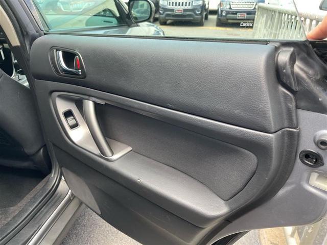 Photo of 2009 Silver Subaru Outback