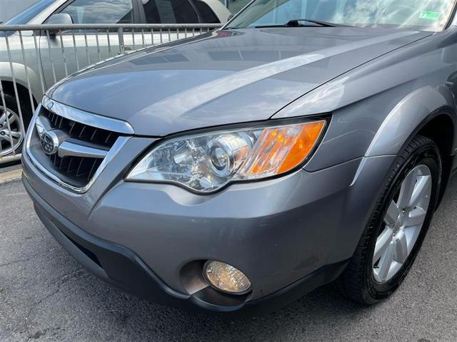 Photo of 2009 Silver Subaru Outback
