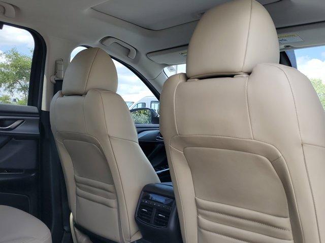 Photo of 2022 Snowflake White Pearl Mazda CX-9