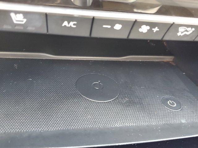 Photo of 2022 Snowflake White Pearl Mazda CX-9