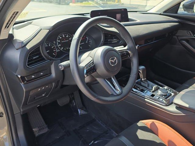 Photo of 2025 Zircon Sand Metallic Mazda CX-30