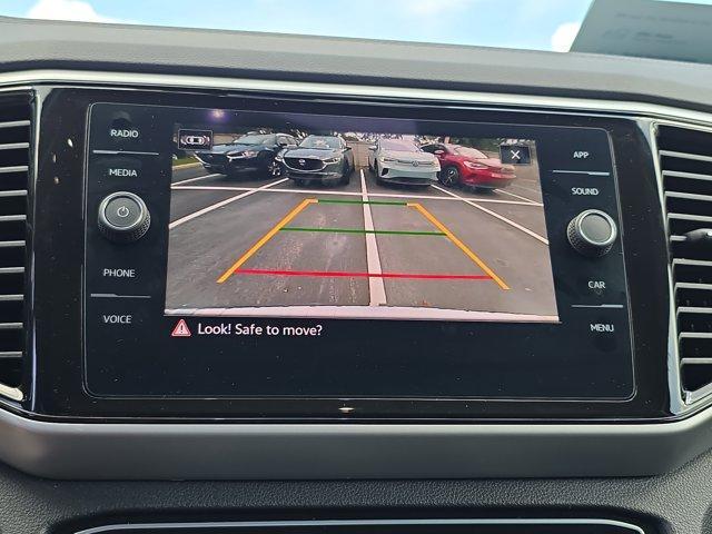 Photo of 2022 Deep Black Pearl Effect Volkswagen Atlas