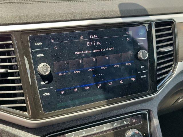 Photo of 2022 Deep Black Pearl Effect Volkswagen Atlas