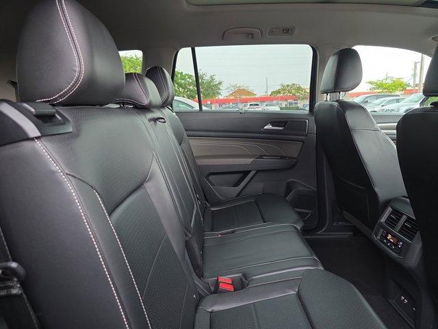 Photo of 2022 Platinum Gray Metallic Volkswagen Atlas