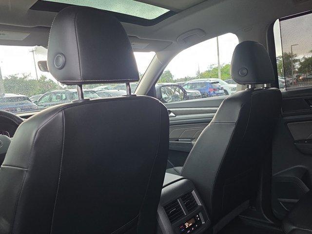 Photo of 2022 Platinum Gray Metallic Volkswagen Atlas