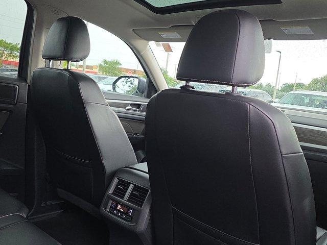 Photo of 2022 Platinum Gray Metallic Volkswagen Atlas
