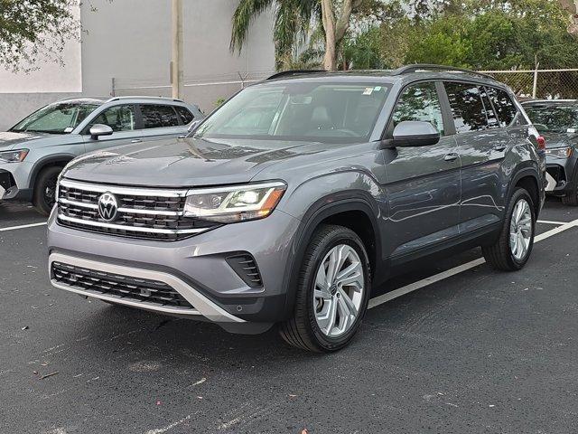 Photo of 2022 Platinum Gray Metallic Volkswagen Atlas