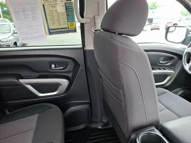 Photo of 2020 Gun Metallic Nissan Titan