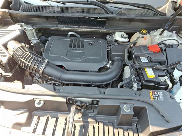 Photo of 2022 Light Stone Metallic GMC Acadia