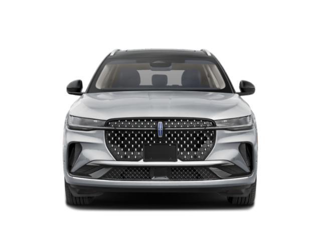 Photo of 2025 White Platinum Metallic Tri-Coat Lincoln Nautilus