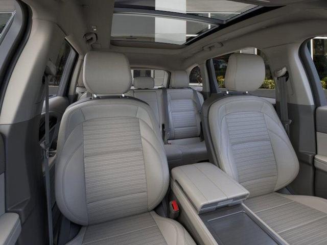 Photo of 2025 Whisper Blue Metallic Clearcoat Lincoln Nautilus