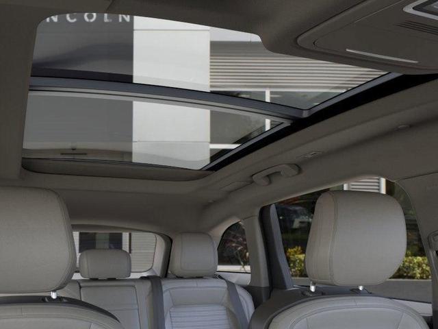 Photo of 2025 Whisper Blue Metallic Clearcoat Lincoln Nautilus
